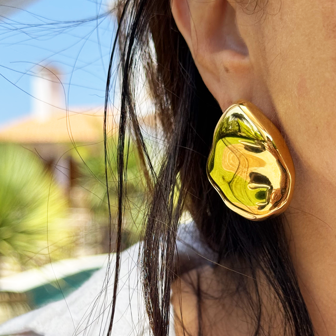 Brinco Liquid Dourado