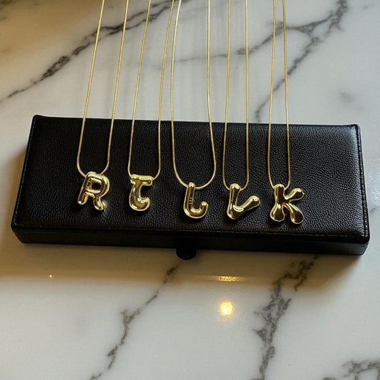 Colar Pingente Letras