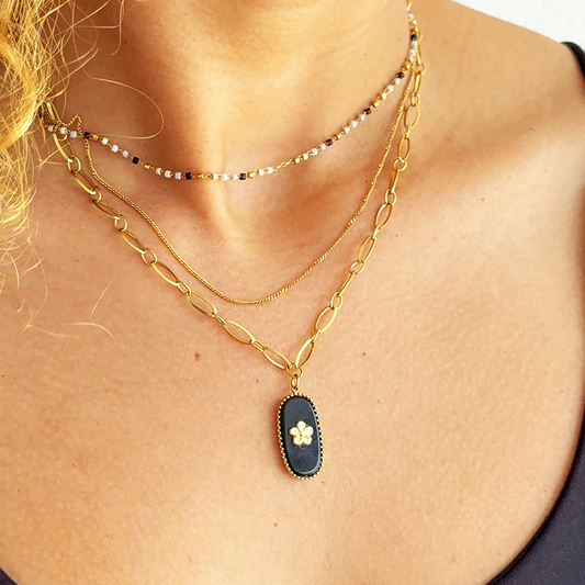 Colar Luna Pingente Negro